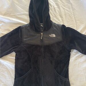 The North Face Girls' Black Hooded Fleece Jacket